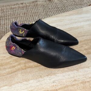 3.1 Phillip Lim Black and Floral Women's Flats